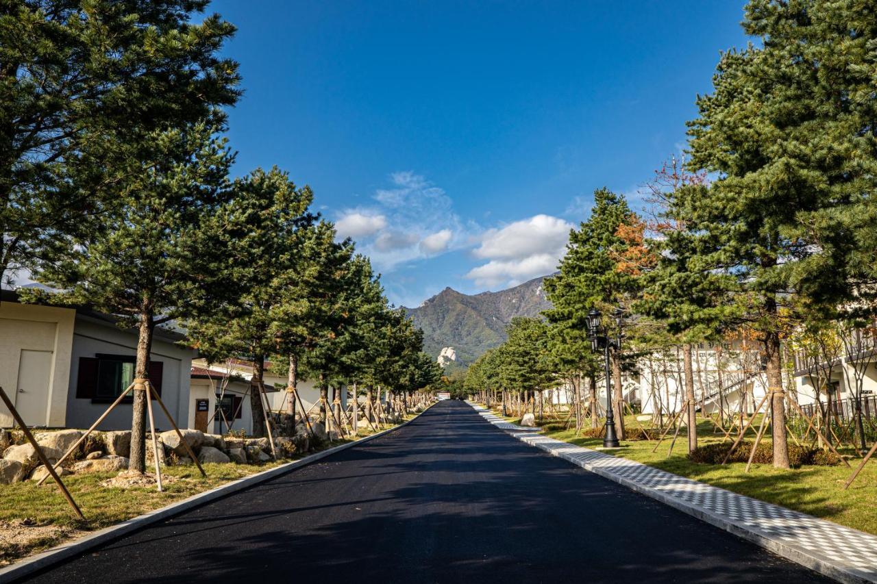 Kensington Resort Seorak Valley Sokcho Zewnętrze zdjęcie